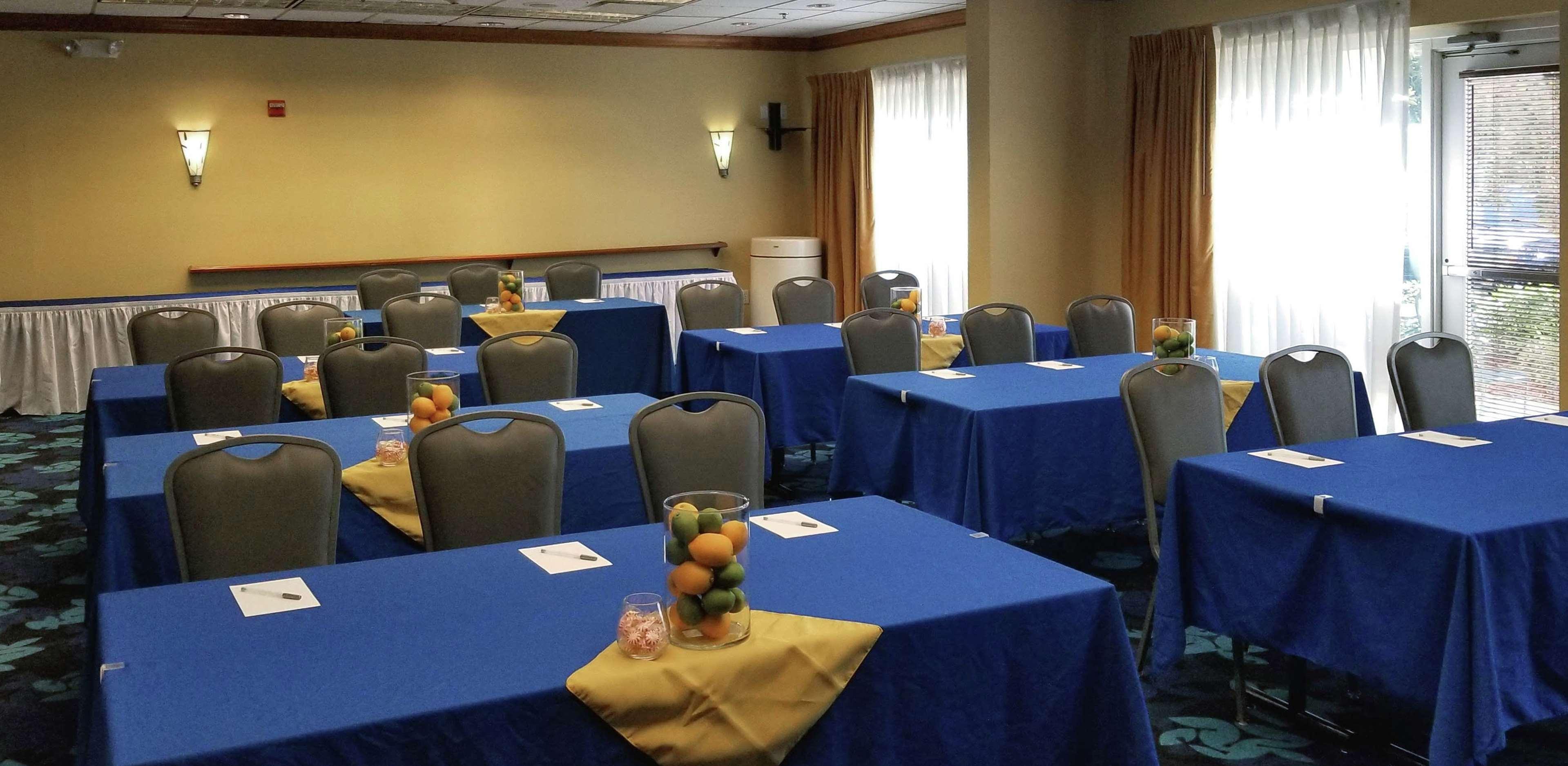 Hampton Inn & Suites Jacksonville Deerwood Park מראה חיצוני תמונה