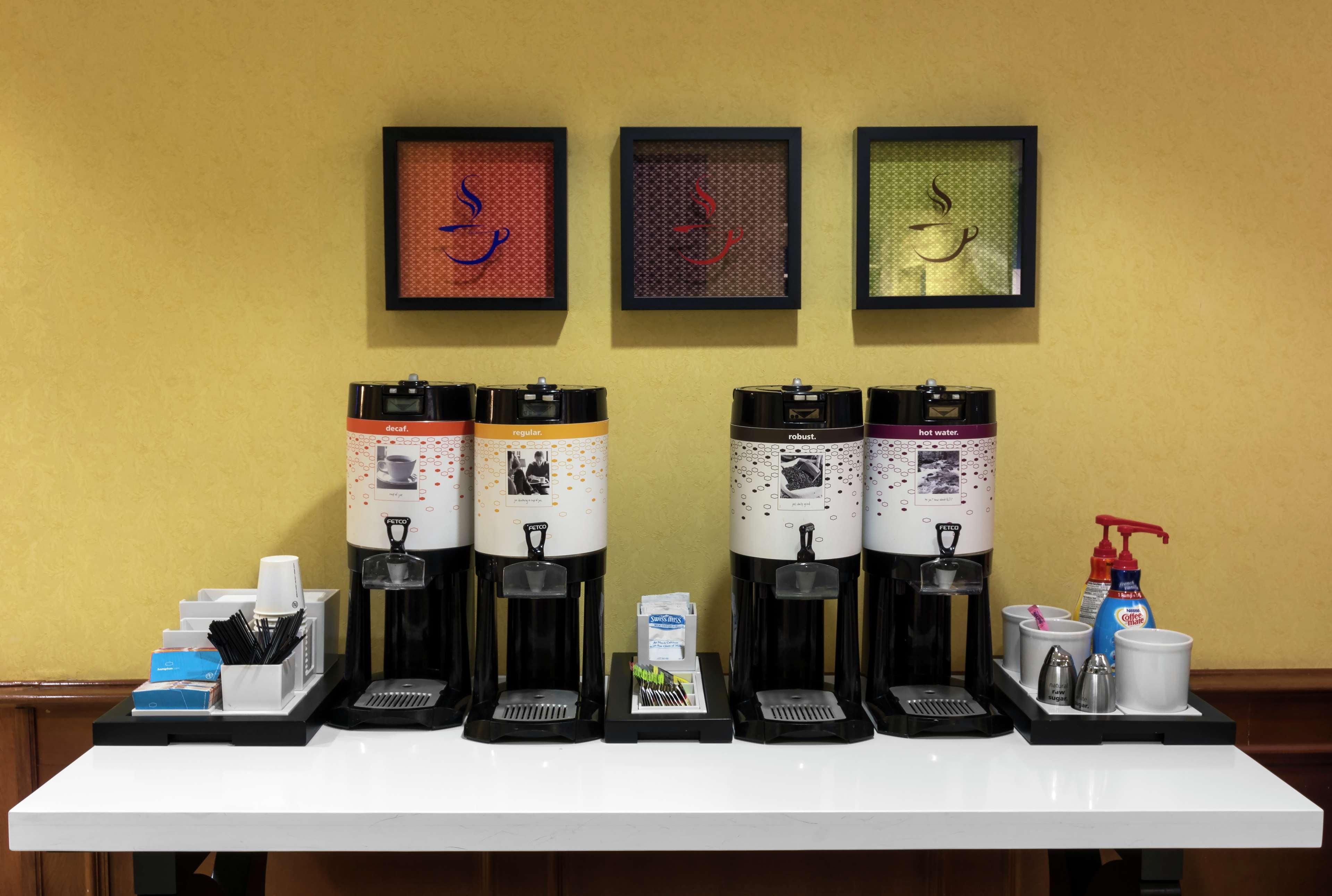 Hampton Inn & Suites Jacksonville Deerwood Park מראה חיצוני תמונה