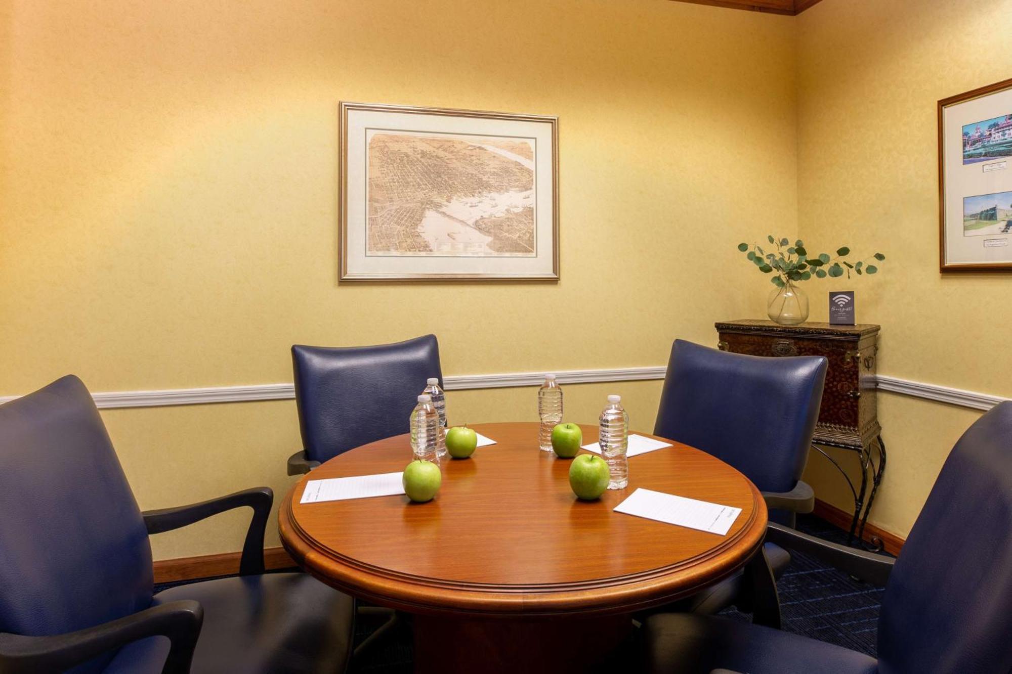 Hampton Inn & Suites Jacksonville Deerwood Park מראה חיצוני תמונה